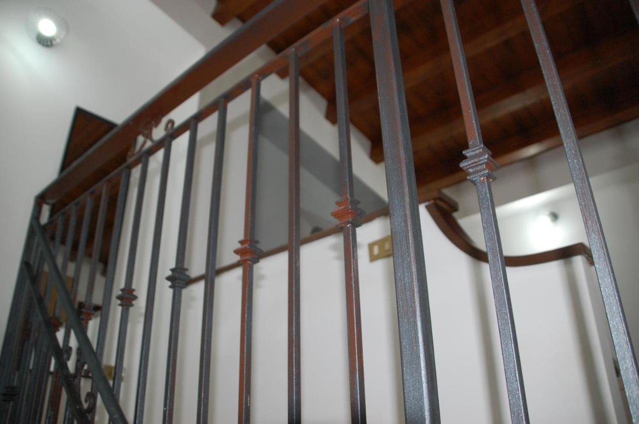 Villagrazia Di Carini Casa Vacanze Antico Cortile Delle Palme 빌라 외부 사진